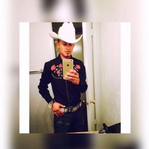 Meet your Posher, Miguel